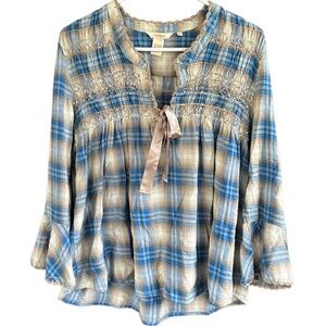 EUC Sundance Plaid Flannel Sequin
Smocked Bow Neck Bell Sleeve Top Size Small